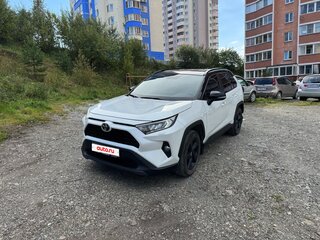 2020 Toyota RAV4 V (XA50), белый, 3100000 рублей, вид 1