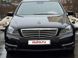 2011 Mercedes-Benz C-Класс 180 BlueEFFICIENCY III (W204) Рестайлинг, чёрный, 1450000 рублей, вид 2