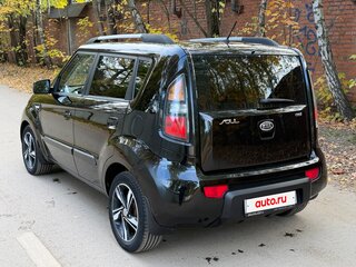 2010 Kia Soul I, чёрный, 640000 рублей, вид 3