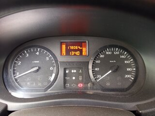 2015 Lada (ВАЗ) Largus I, белый, 720000 рублей, вид 2