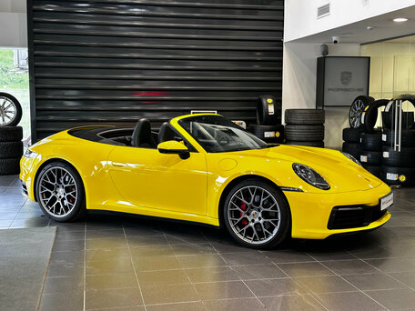 Porsche 911 VIII (992)