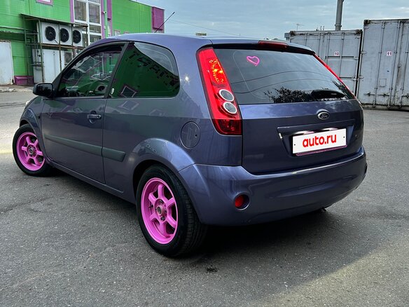 2006 Ford Fiesta Mk5, фиолетовый, 350000 рублей - вид 4
