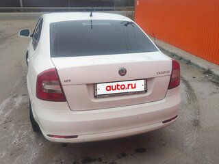 2012 Skoda Octavia II (A5) Рестайлинг, белый, 530000 рублей, вид 4
