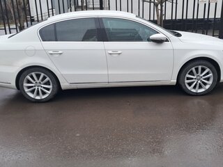 2014 Volkswagen Passat B7, белый, 1230000 рублей, вид 4