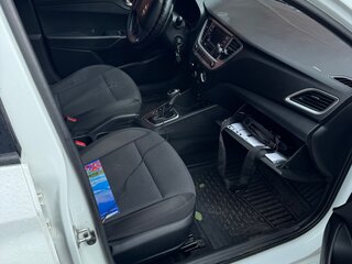 2017 Hyundai Solaris II, белый, 520000 рублей, вид 5
