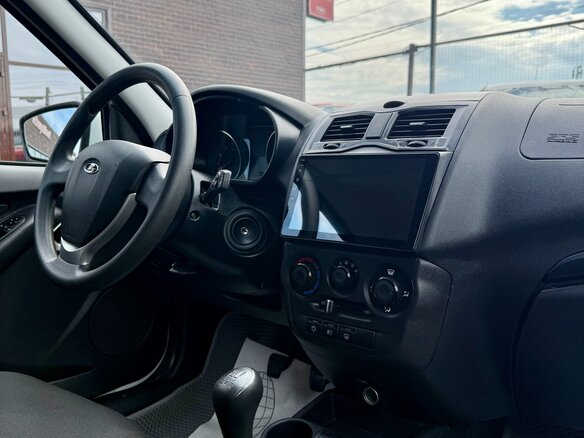 2023 Lada (ВАЗ) Granta I Рестайлинг, белый - вид 10