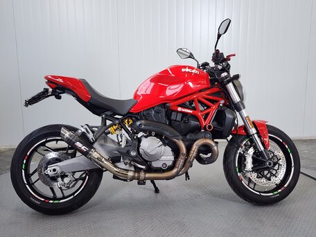 2020 Ducati Monster 821, красный, 799000 рублей, вид 1