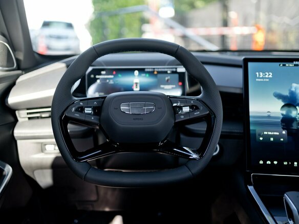 2026 Geely Cityray, серый - вид 9