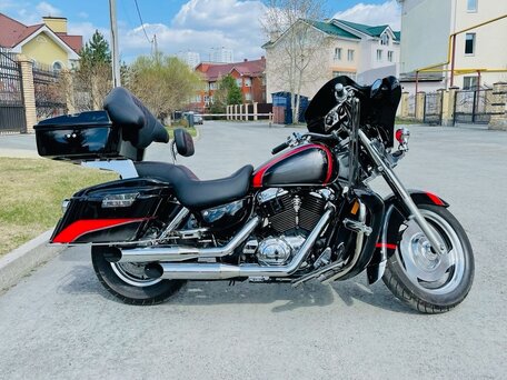 2006 Honda VT 1100, чёрный, 600000 рублей, вид 1