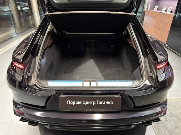 2026 Porsche Panamera 4 E-Hybrid Executive III, чёрный, 26990000 рублей - вид 13