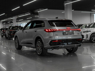 2025 Audi Q5 L III (GU), серый, 6200000 рублей, вид 4
