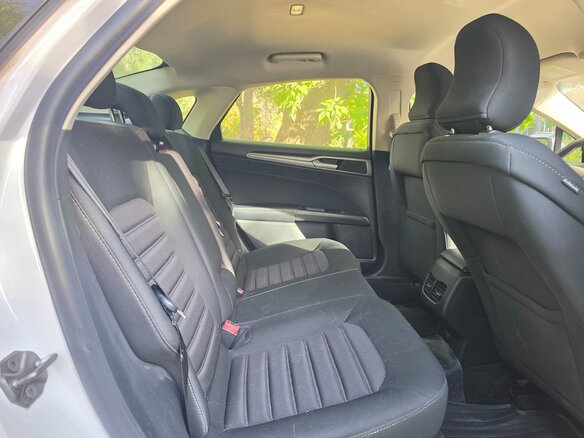 2018 Ford Fusion (North America) II Рестайлинг, белый, 1400000 рублей - вид 5