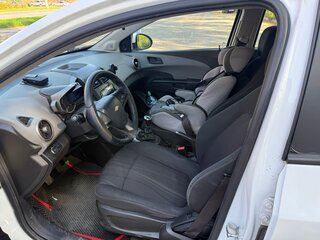 2014 Chevrolet Aveo II, белый, 640000 рублей, вид 5