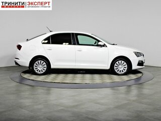 2020 Skoda Rapid II, белый, 1377000 рублей, вид 4
