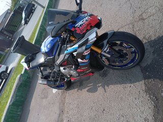 2016 Yamaha YZF-R1, голубой, 1650000 рублей, вид 4