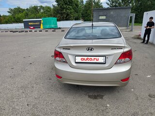 2011 Hyundai Solaris I, бежевый, 685000 рублей, вид 2