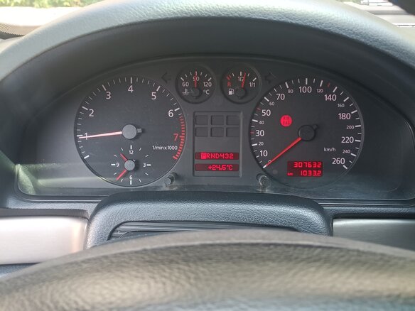 1998 Audi A4 I (B5), синий, 320000 рублей - вид 8