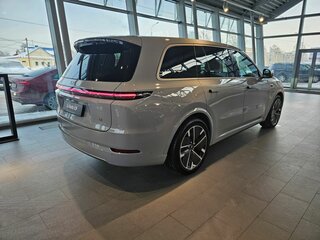 2026 Li Auto (Lixiang) L9 52.3 kWh I Рестайлинг, серый, 11990000 рублей, вид 2