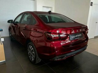2026 Lada (ВАЗ) Vesta I Рестайлинг (NG), красный, 2070000 рублей, вид 3