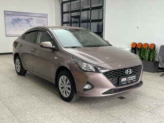 2020 Hyundai Solaris II Рестайлинг, коричневый, 1570000 рублей, вид 3