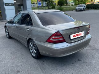 2004 Mercedes-Benz C-Класс 200 II (W203) Рестайлинг, серый, 505000 рублей, вид 4