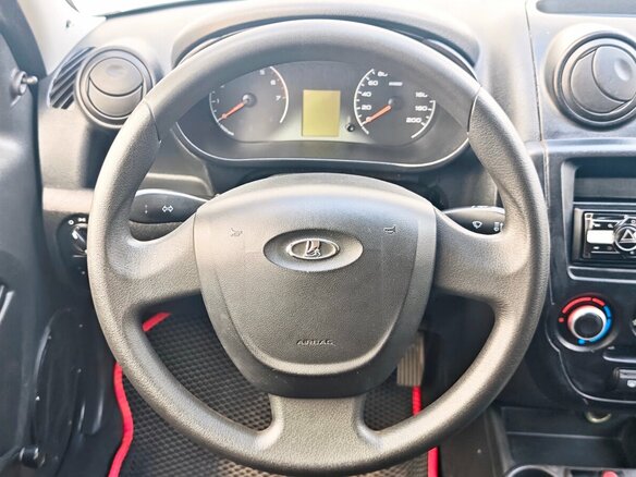 2015 Lada (ВАЗ) Granta I, белый, 390000 рублей - вид 11