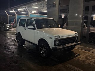 2013 Lada (ВАЗ) 2121 (4x4) I Рестайлинг, белый, 350000 рублей, вид 3