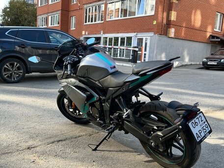 2026 Voge 300RR, серый, 300000 рублей, вид 3
