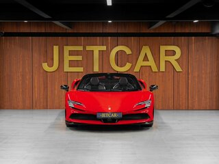 2022 Ferrari SF90 Spider, красный, 43400000 рублей, вид 5