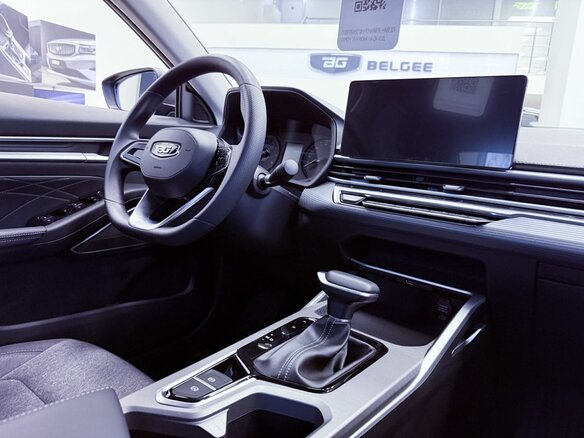 2026 Belgee S50, серый, 2345990 рублей - вид 6