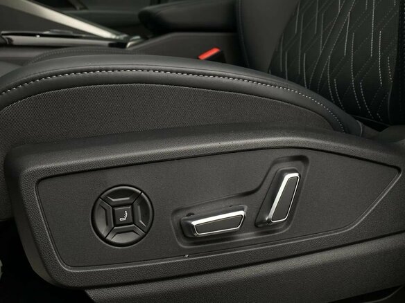 2026 Audi Q5 L III (GU), зелёный - вид 13