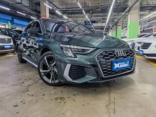 2022 Audi A3 Sportback 35 TFSI IV (8Y), серый, 1935111 рублей, вид 3