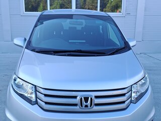 2013 Honda Freed I Рестайлинг, серый, 955000 рублей, вид 1