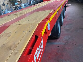 2011 Fliegl Низкорамные платформы, красный, 6700000 рублей, вид 1