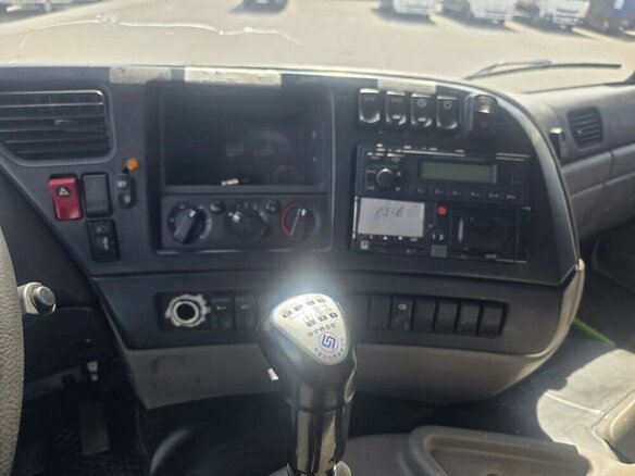 2023 Dongfeng KC, белый - вид 22