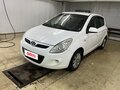 2010 Hyundai i20 I, белый - вид 3