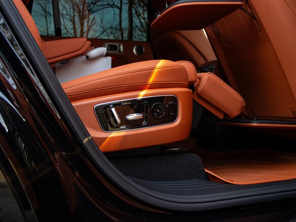 2024 Li Auto (Lixiang) L9 52.3 kWh I Рестайлинг, чёрный, 7700000 рублей - вид 17