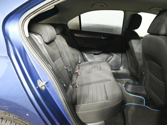2017 Skoda Rapid I, синий, 1100000 рублей - вид 11
