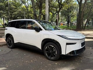 2026 Toyota bZ3X 58.3 kWh, белый, 2900000 рублей, вид 3