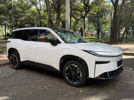 2026 Toyota bZ3X 58.3 kWh, белый, 2900000 рублей, вид 3