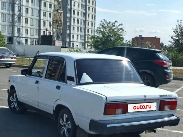 2007 Lada (ВАЗ) 21053-20, белый, 190000 рублей - вид 8