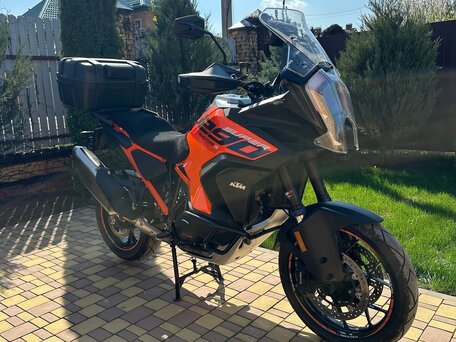 2023 KTM 1290 Super Adventure S, оранжевый, 1899000 рублей, вид 2