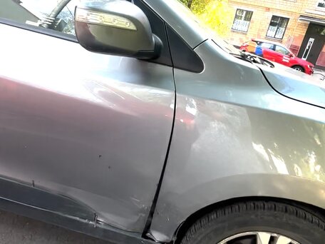 2013 Hyundai ix35 I, серый, 850000 рублей, вид 4