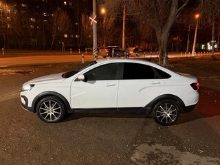 2024 Lada (ВАЗ) Vesta Cross I Рестайлинг (NG), белый, 1500000 рублей, вид 3