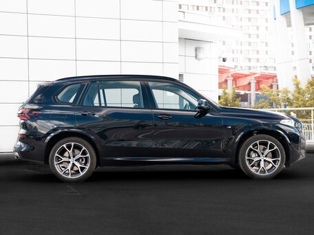 2026 BMW X5 Long 30Li IV (G05/G18) Рестайлинг, чёрный, 11490000 рублей, вид 4