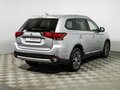 2017 Mitsubishi Outlander III Рестайлинг 2, серебристый, 1639700 рублей - вид 4