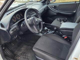 2021 Lada (ВАЗ) Niva Travel I, белый, 1200000 рублей, вид 5