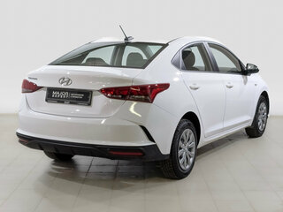 2022 Hyundai Solaris II Рестайлинг, белый, 1690000 рублей, вид 5