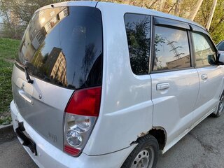 2001 Mitsubishi Dingo I Рестайлинг, белый, 185000 рублей, вид 5
