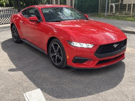 2023 Ford Mustang VII, красный, 6555000 рублей, вид 5